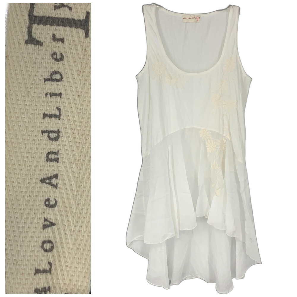 NEW 4 Love & Liberty x Johnny Was Tunic Top White Embroidered Sz S Bohemian NWOT